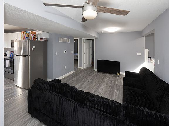 5th image of 2406 Woodland Ave