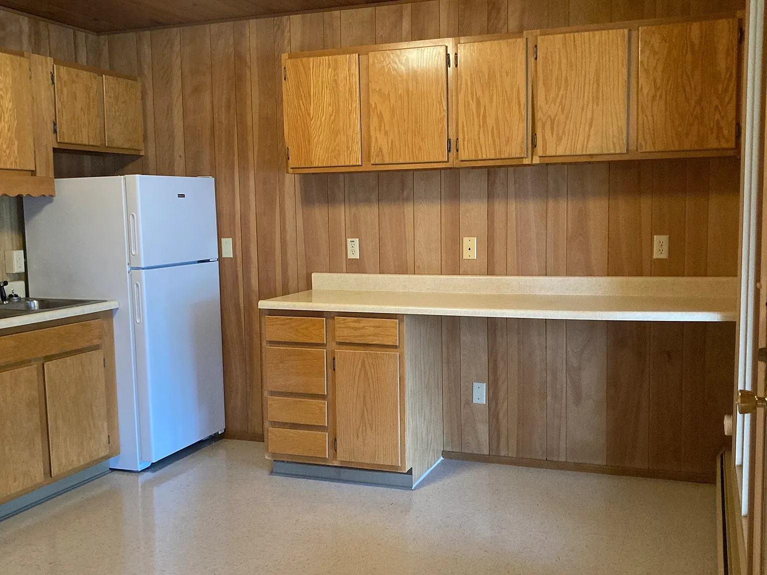 3911 Merrill Dr — Photo 4