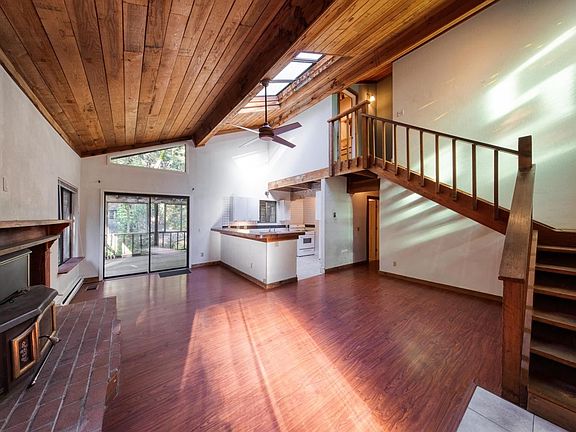 2nd image of 15922 Fern Way