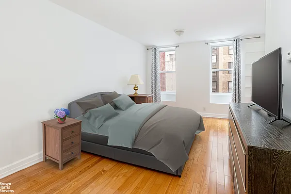 Rented by Brown Harris Stevens | media 10