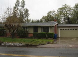 1473 Riviera Dr, Redding, CA 96001