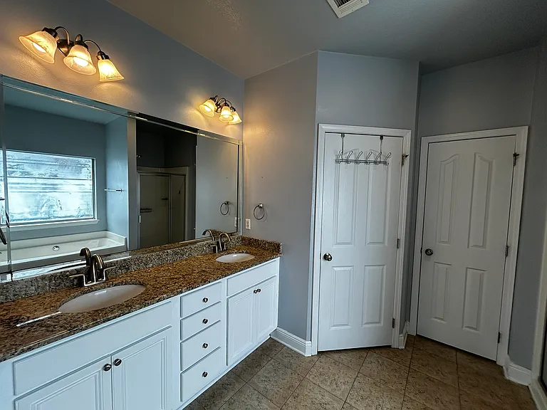 407 Pendo Pl — Photo 15