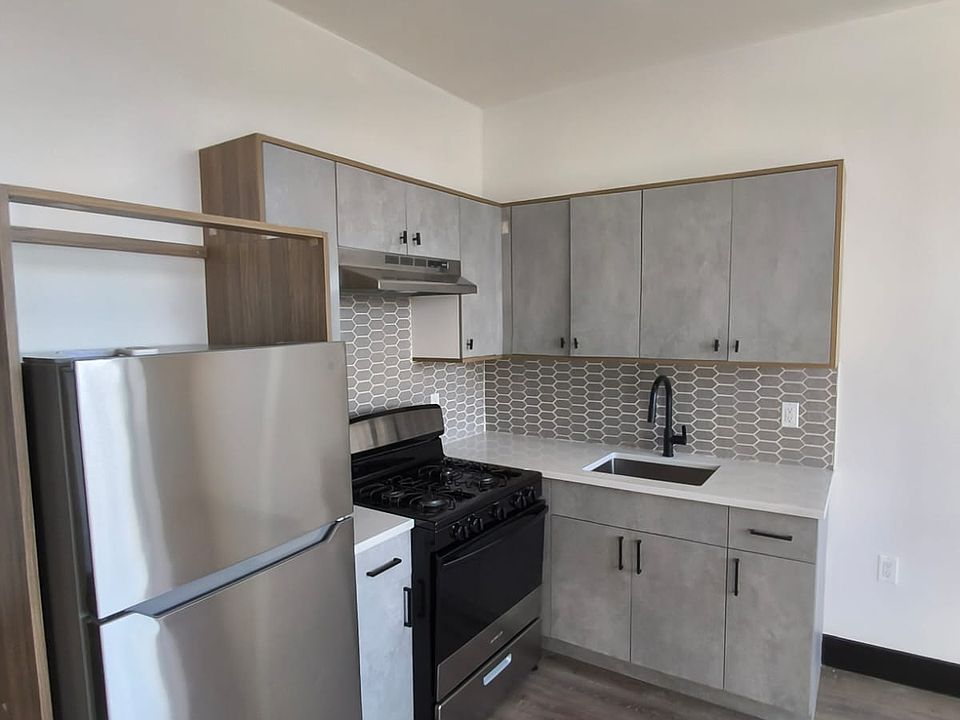 1st image of 11 Thomas St #5C