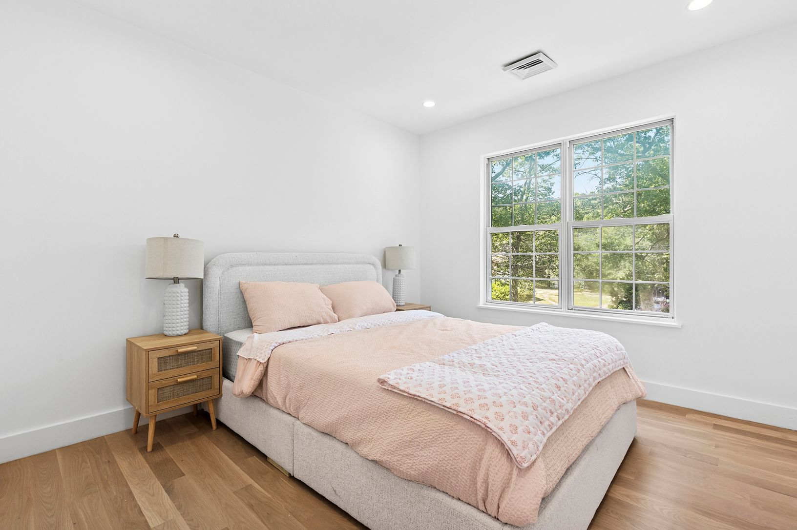  BEDROOM #2 WITH QUEEN BED AND LARGE CLOSET