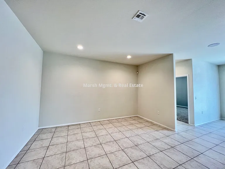 2119 S 46th St — Photo 9