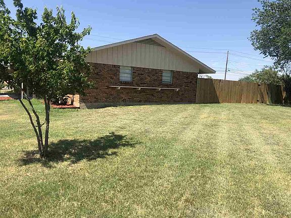5th image of 4942 S Lake Park Dr