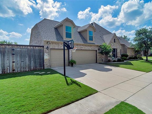 5th image of 8601 Glenbrook Dr