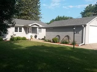 7714 Bay Ln, Fremont, WI 54940