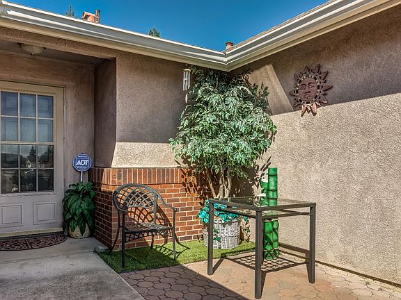 3rd image of 5218 Glenridge Way