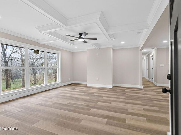 2nd image of 5751 Leepers Ferry Rd