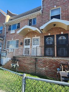2419 Deerfield Rd, Far Rockaway, NY, 11691