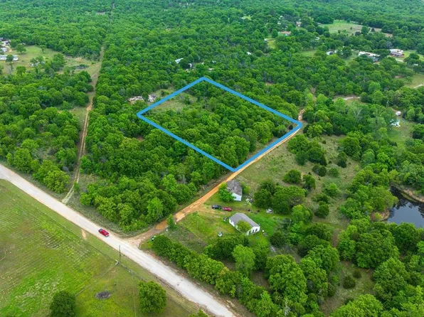 299 S West Ave, Bristow, OK 74010