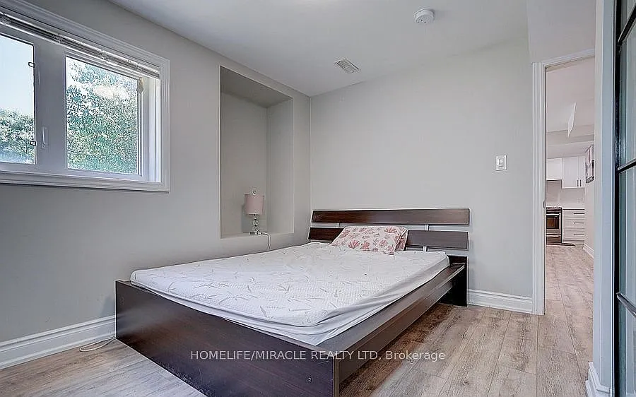 2 bed, $1,995 — Photo 4