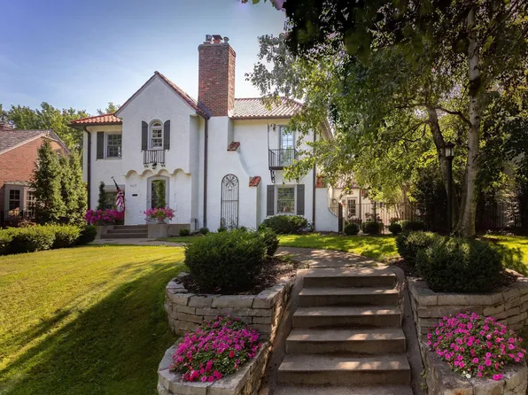 4619 Edina Blvd, Edina, MN 55424