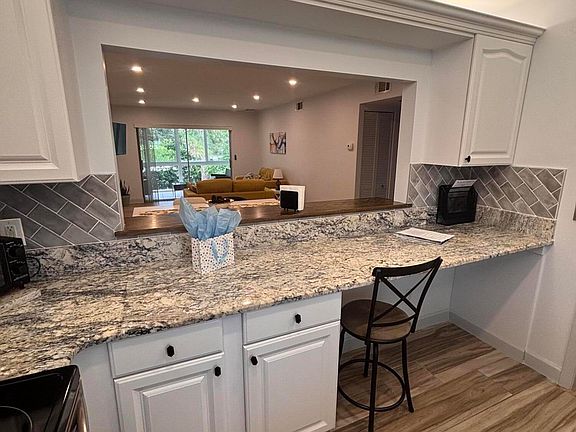 4th image of 2950 SE Ocean Blvd APT 58-5