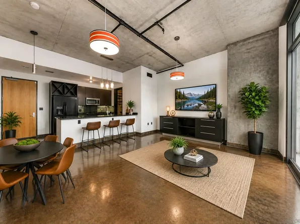 1050 Island Ave Unit 211, San Diego, CA 92101