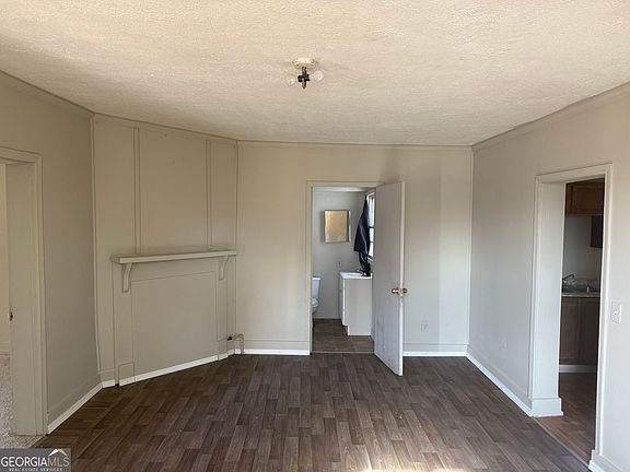3rd image of 1808 Murphy Ave