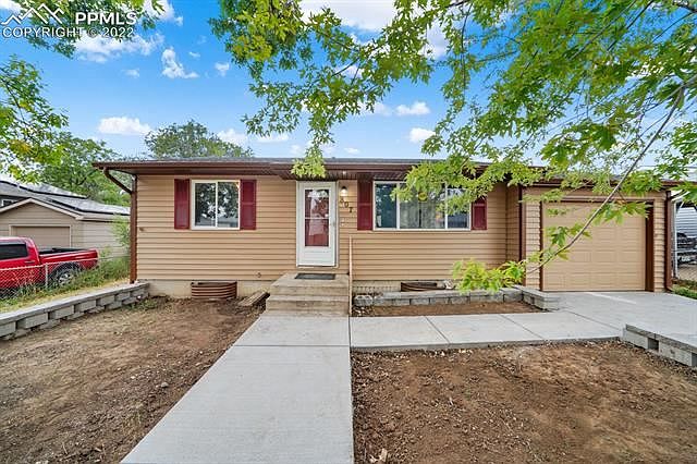 1st image of 807 Hayden Dr