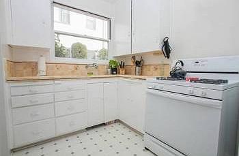 5th image of 212 Natoma Ave APT A