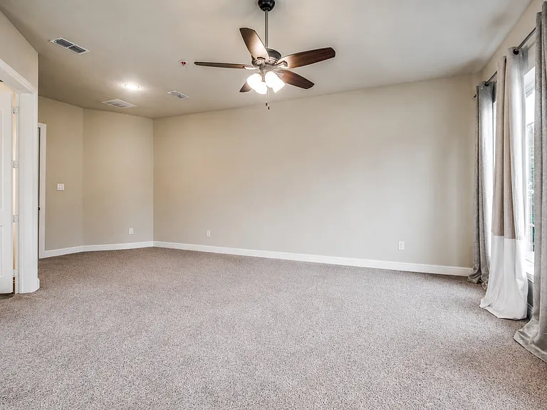 10404 Bartlett Dr — Photo 19