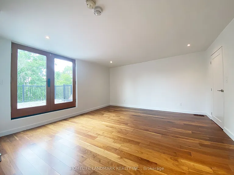 32 Elmer Ave — Photo 23
