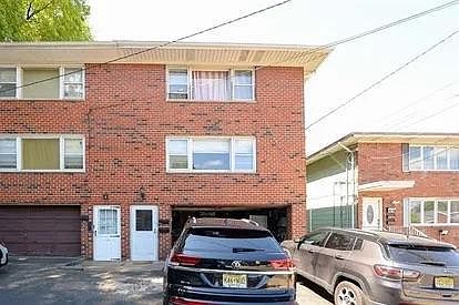 1st image of 1401 45th St