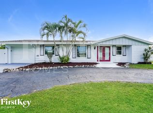 6719 Overlook Dr, Fort Myers, FL 33919