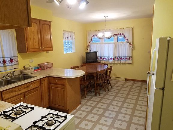 4th image of 7350 W Bryn Mawr Ave