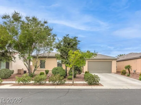 8213 Bay Dunes St, Las Vegas, NV 89131