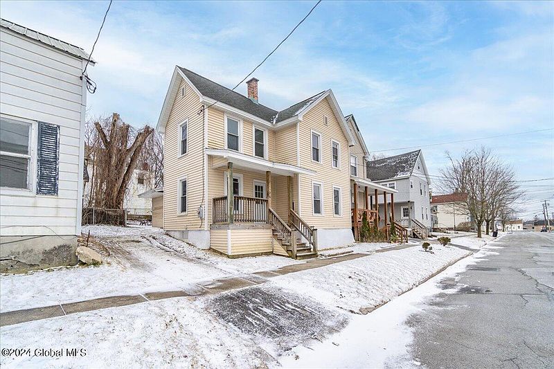 2nd image of 26 Hoosac Street