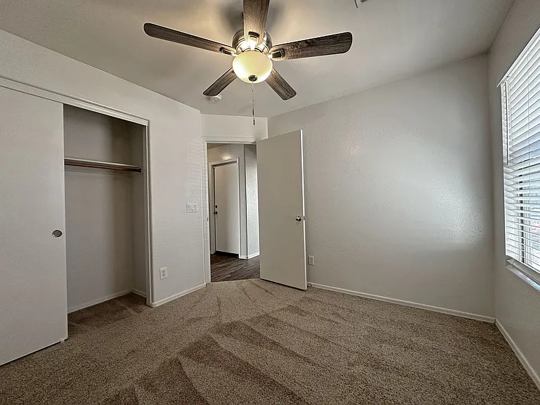 11820 W Banff Ln — Photo 14