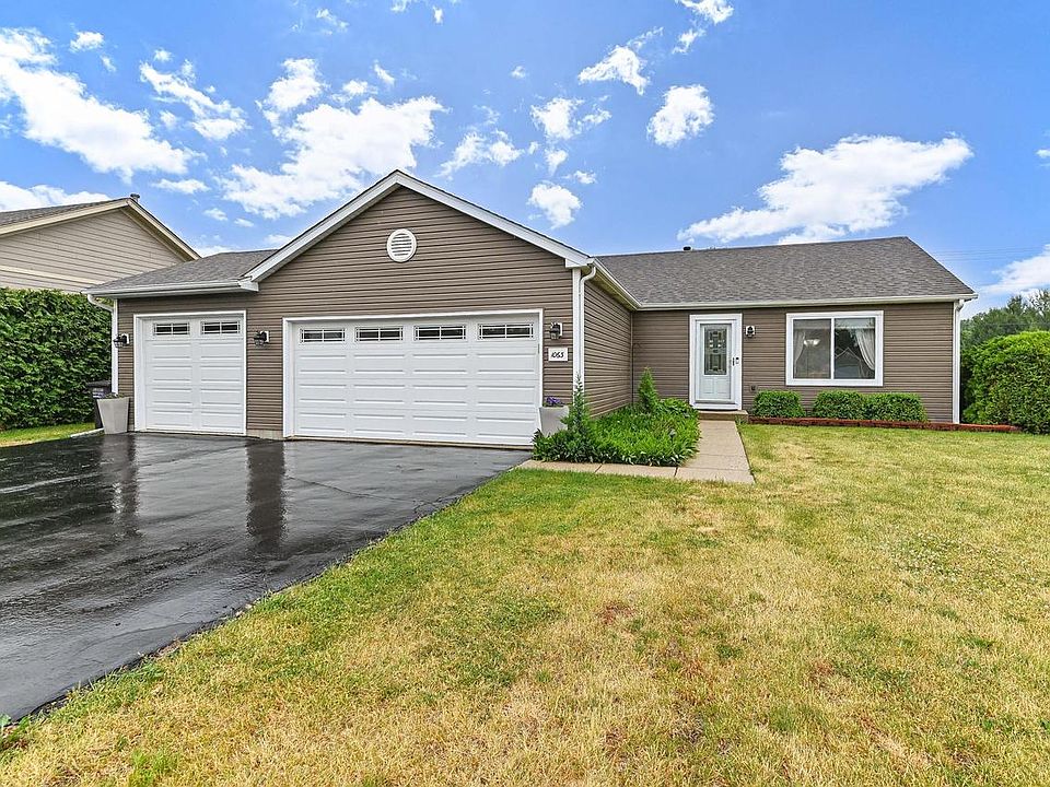 1st image of 1063 Pheasant DRIVE