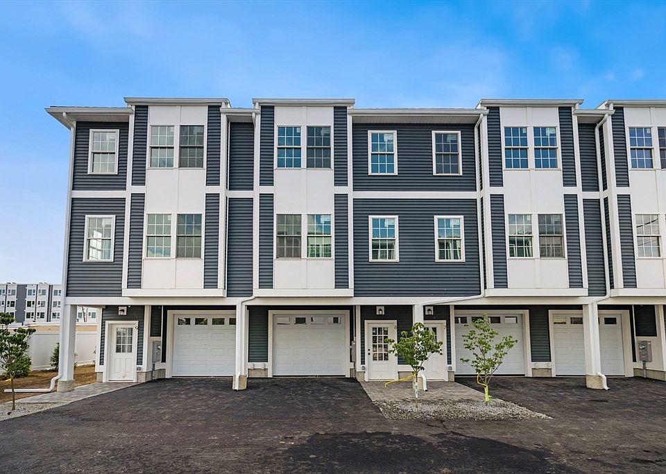 1st image of 8 Revere St #3