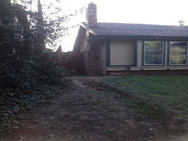 2nd image of 5851 Yeoman Way