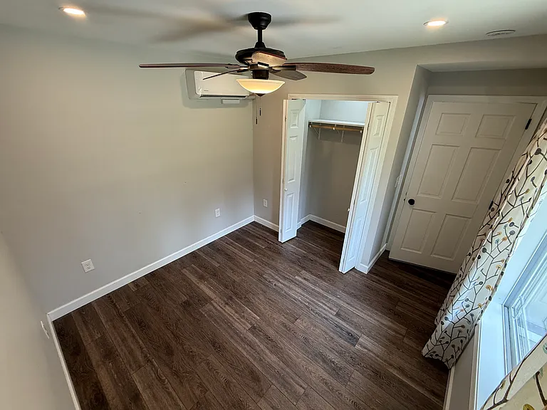 20485 Finley St — Photo 12