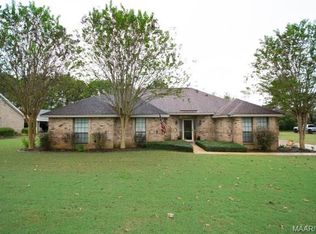 1812 Briarwood St, Prattville, AL 36066