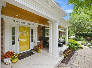 247 Linwood Cres, Burlington, ON L7L 4A2