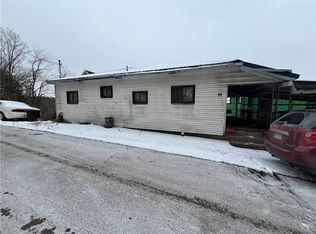 47 1st St, Slovan, PA 15078