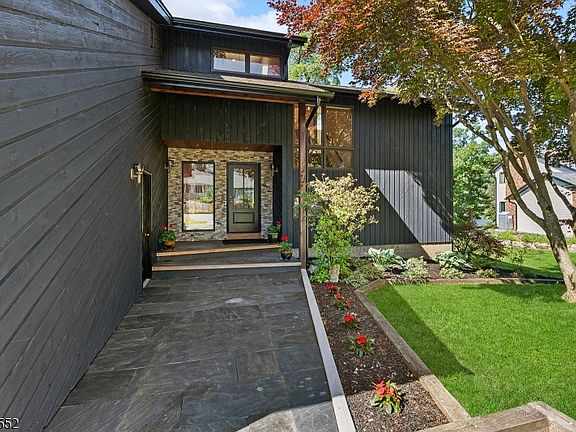 3rd image of 177 High Crest Drive