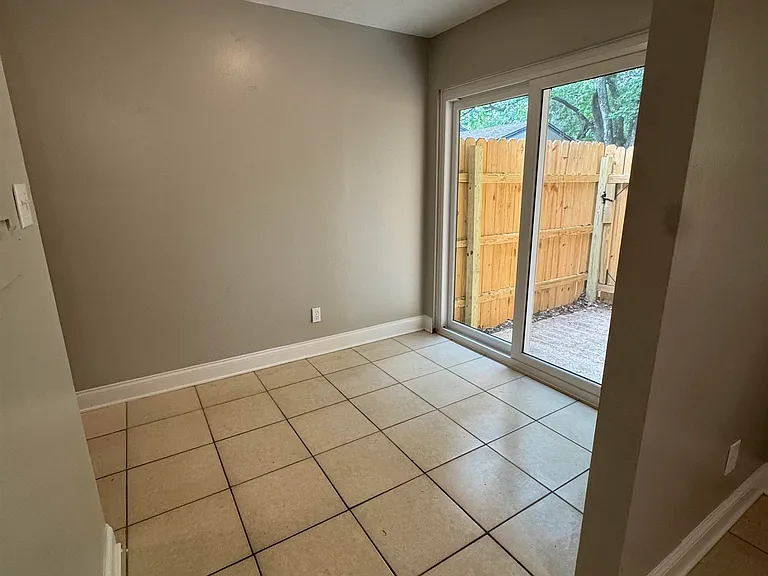 820-3 California St #3 — Photo 6