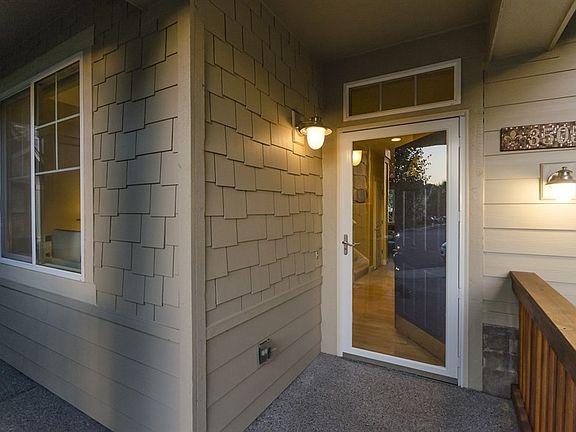3rd image of 3505 NE 180th Ave