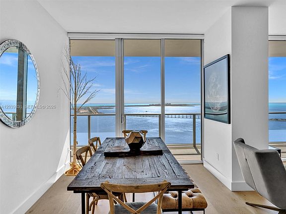 4th image of 1300 E Brickell Bay Dr #4202