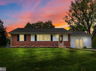 7310 Jonestown Rd, Harrisburg, PA 17112