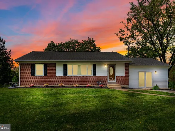 7310 Jonestown Rd, Harrisburg, PA 17112