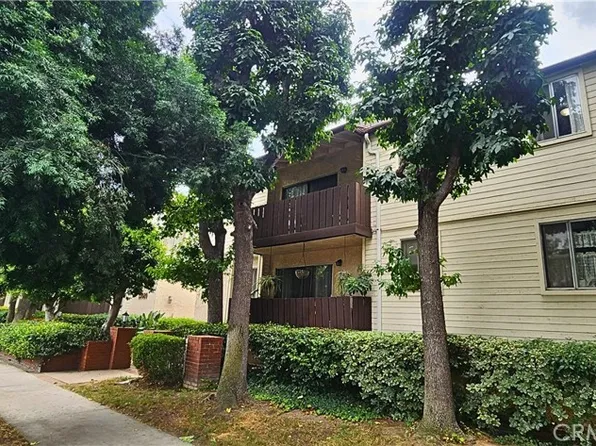 15030 Victory Blvd Unit 201, Van Nuys, CA 91411