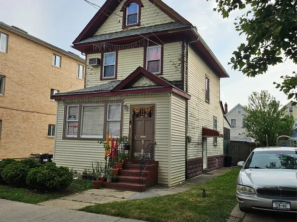 10326 118th Street, Richmond Hill, NY 11419