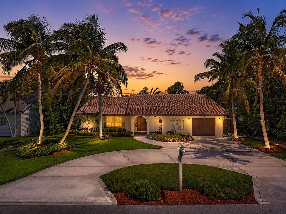 1st image of 741 Curlew Road