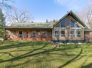 5706 Prairie St, Cedar Falls, IA 50613
