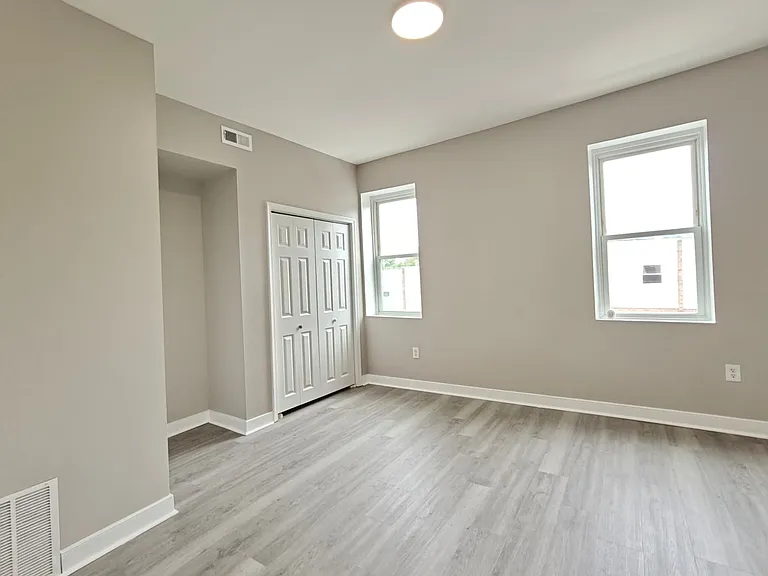 1217 W Susquehanna Ave #22 — Photo 8