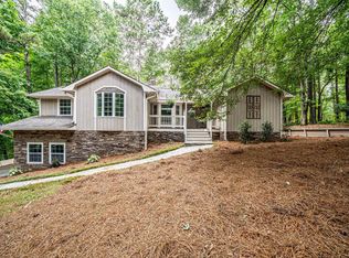 1011 Anchor Bay Cir, Greensboro, GA